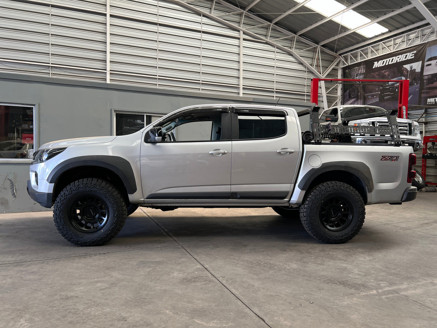 METHOD - MR703 MATTE BLACK 6x139.7 17X9 ET -12 BEAD GRIP