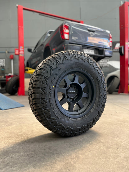 METHOD - MR701 MATTE BLACK 6X139.7 17X9 ET -12 BEADGRIP