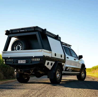 Method 305 Machined Black Lip 6x139.7 r18