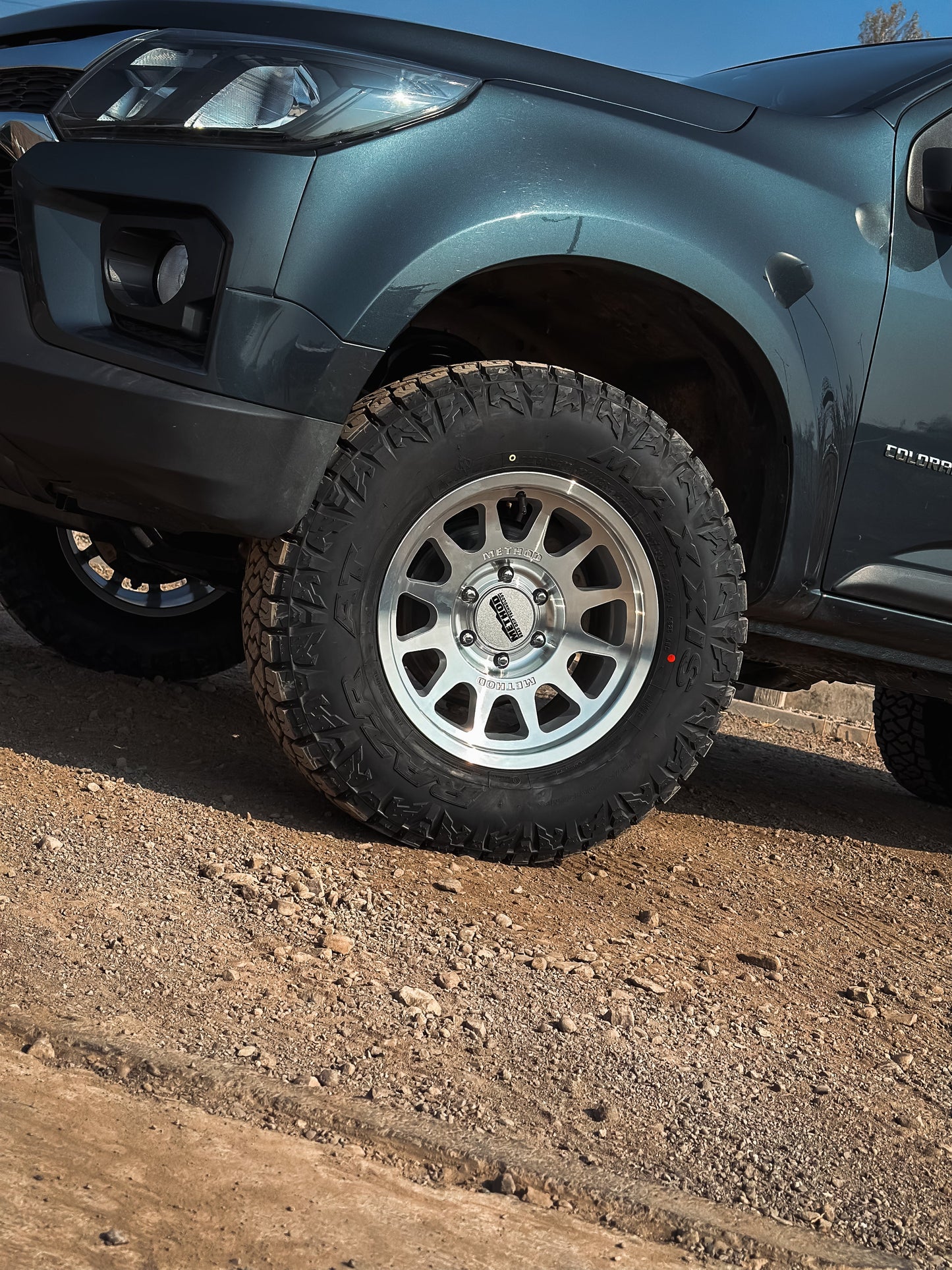 METHOD - MR703 MACHINED 6X139.7 17X8.5 ET 0 BEAD GRIP