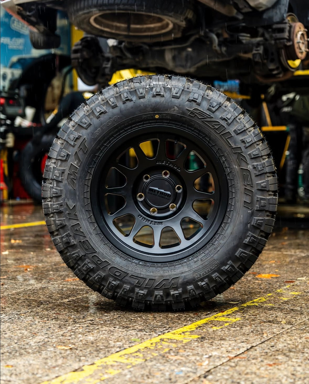 METHOD - MR703 MATTE BLACK 6x139.7 17X9 ET -12 BEAD GRIP
