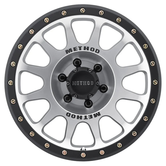 Method 305 Machined Black Lip 6x139.7 r18