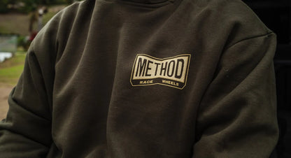 Poleron Method LBC Born Pullover