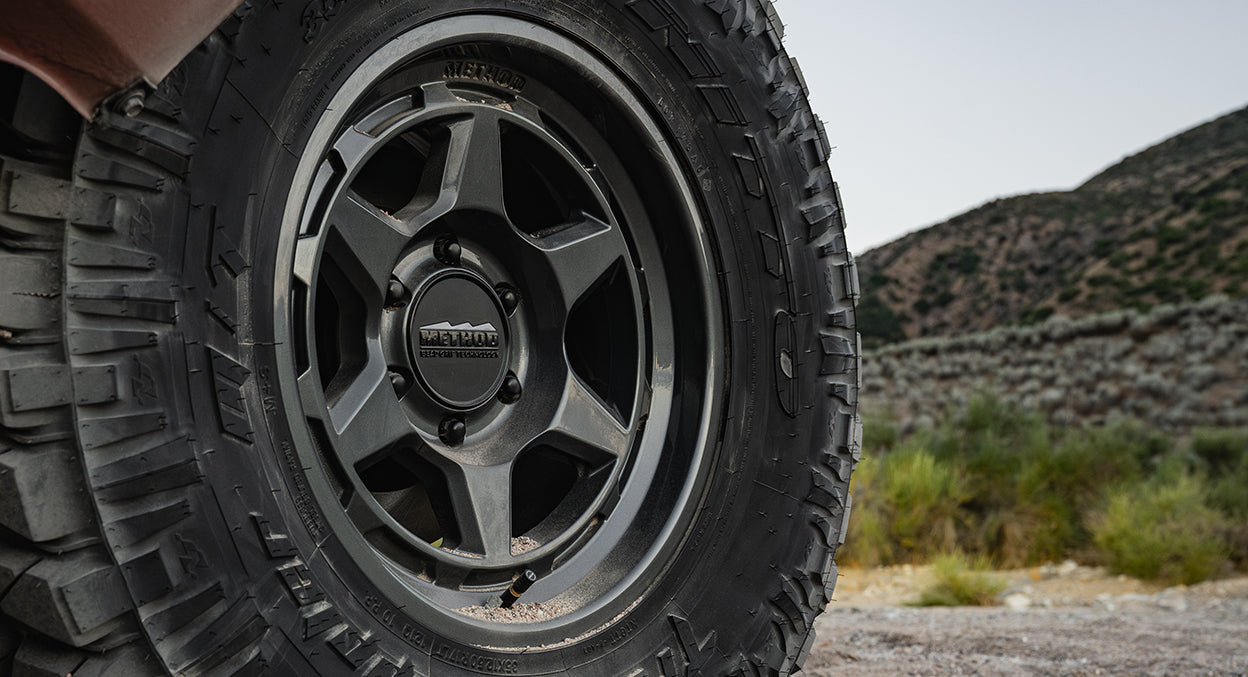 METHOD - MR708 GLOSS TITANIUM  5X127 17X8.5 ET 0 CB 71.5 BEAD GRIP