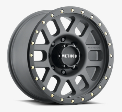 METHOD MR309 Grid 17x8.5 Titanium/Black Street Loc