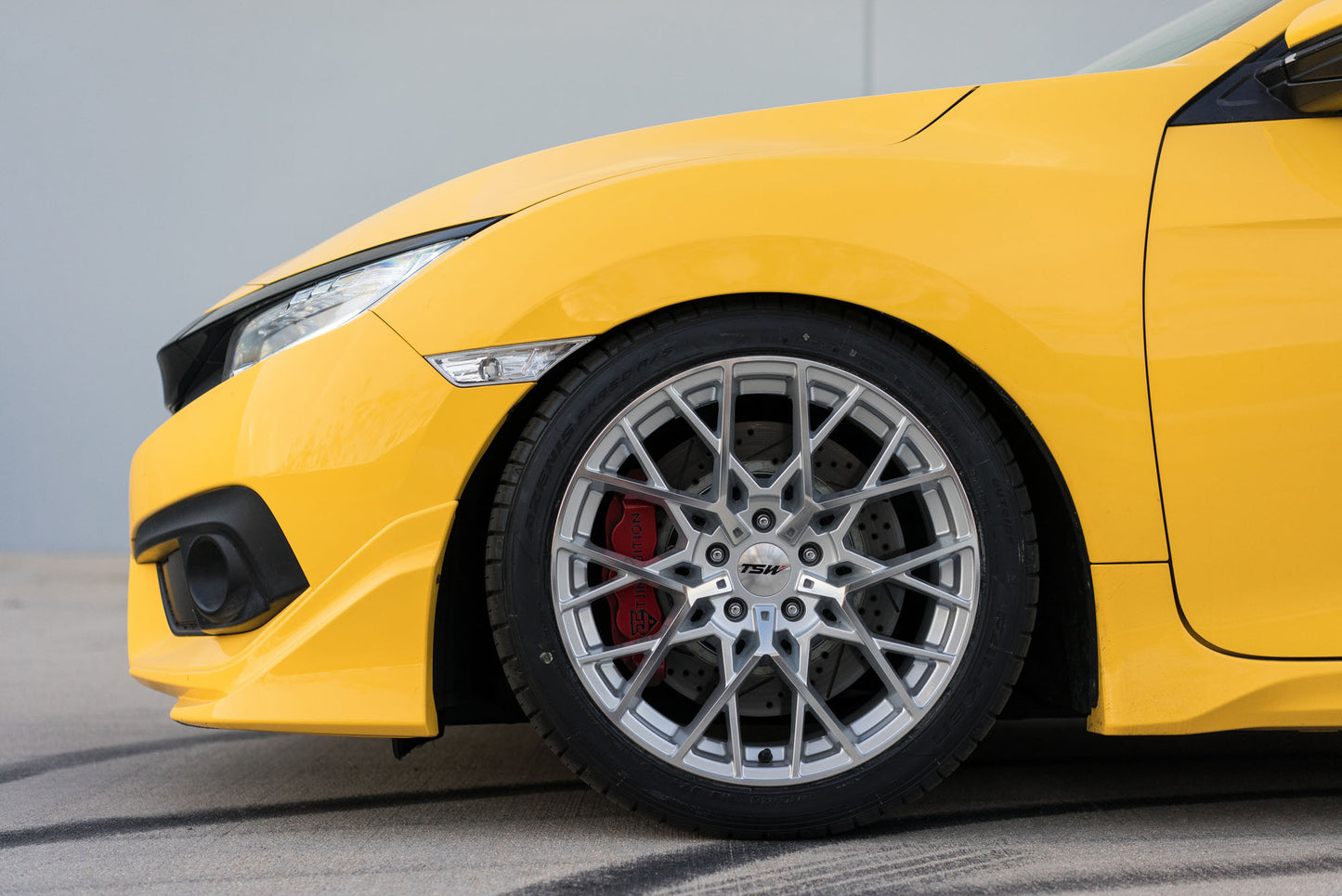 TSW Sebring 18x9.5 5x114.3SILVER W/ MIRROR CUT FACE TSW